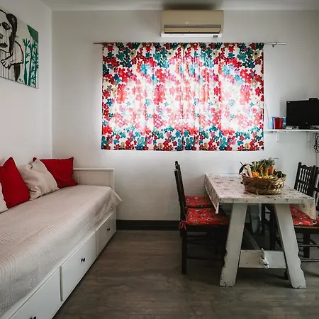 Rose Di Pietra Farm stay Pietra Ligure