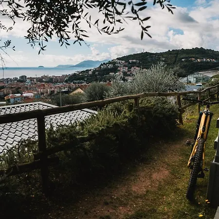 Rose Di Pietra Farm stay Pietra Ligure