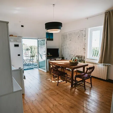 Rose Di Pietra * Pietra Ligure