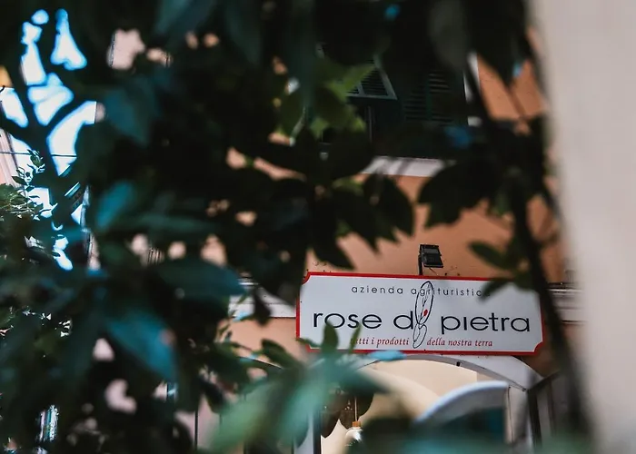 مزرعة للإقامة Rose Di Pietra *